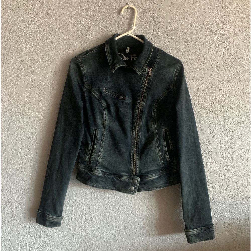 Black slim fitting denim jacket